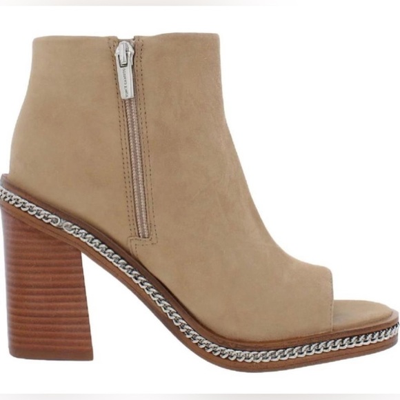 Nib Vince Camuto Bitnny Chain Peep Toe Suede Booties - Picture 3 of 13